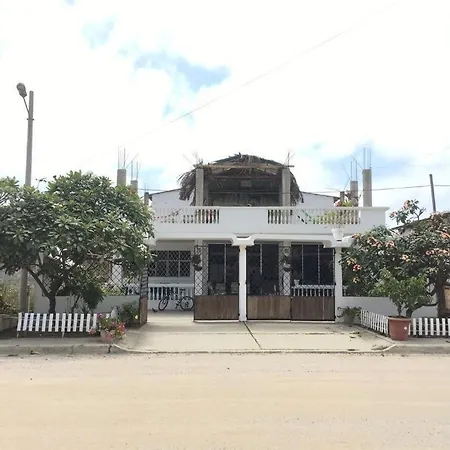 Estela, Habitacion Privada De Flor De Lis Beach House Playas Exterior photo